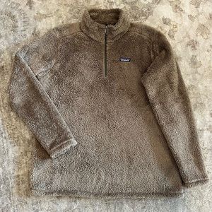 Mens Patagonia Sherpa 1/4 zip pullover. Size XXL. Brown.
